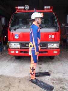 潜水活動時の服装（側面）