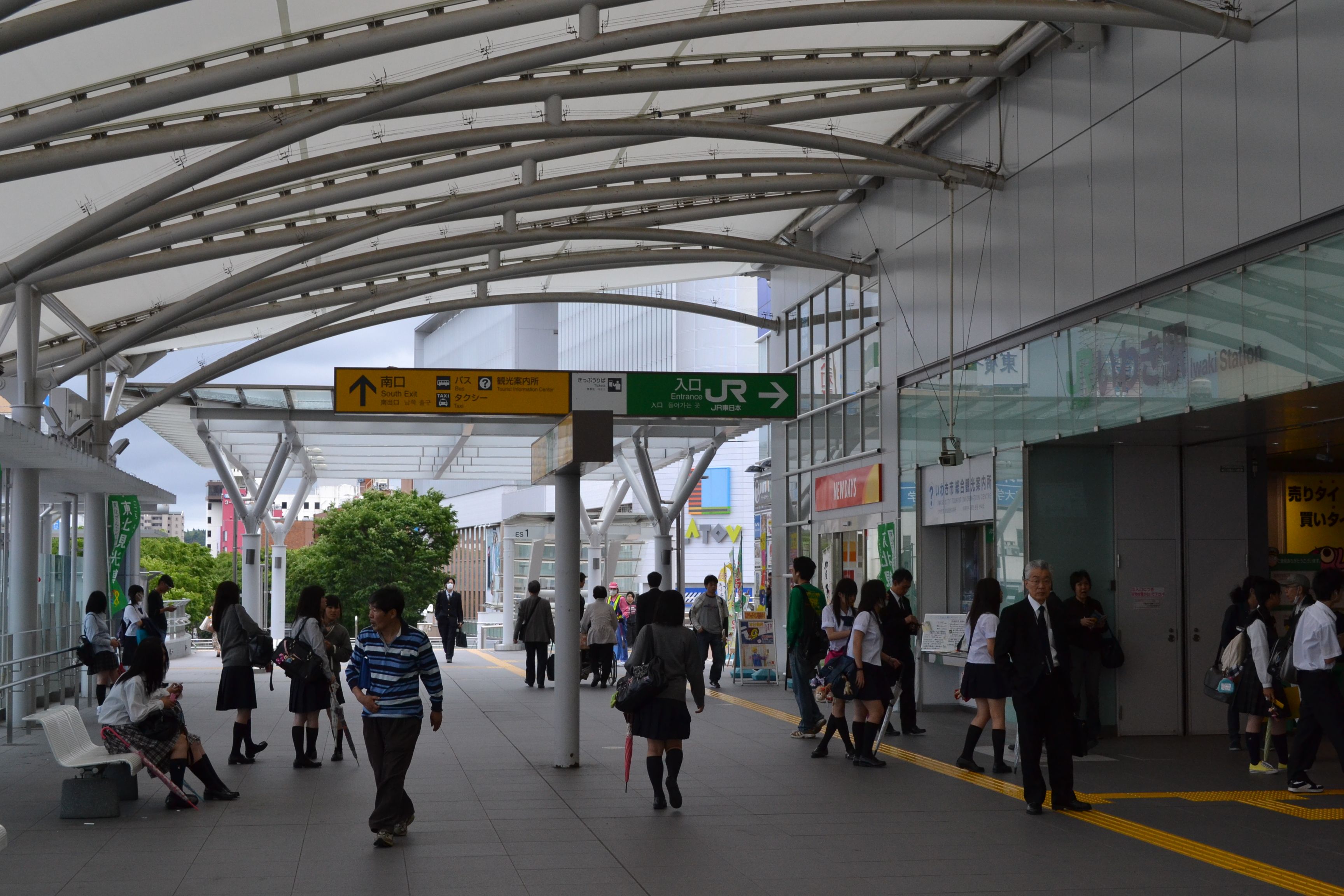 19 いわき駅コンコース(平成24年6月、いわきジャーナル撮影)