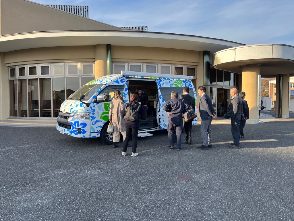 MaaS車両の展示