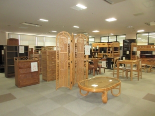 修理再生木製家具