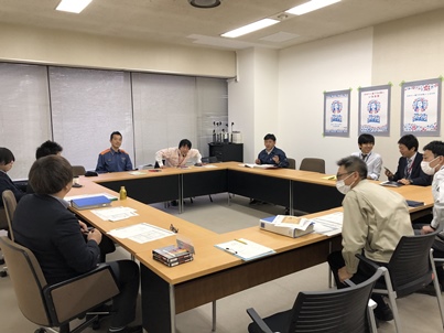 プロジェクトチーム平成30年度第5回会議風景